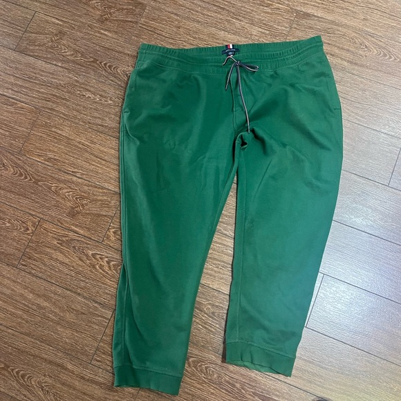Tommy Hilfiger sweatpants - Picture 3 of 3